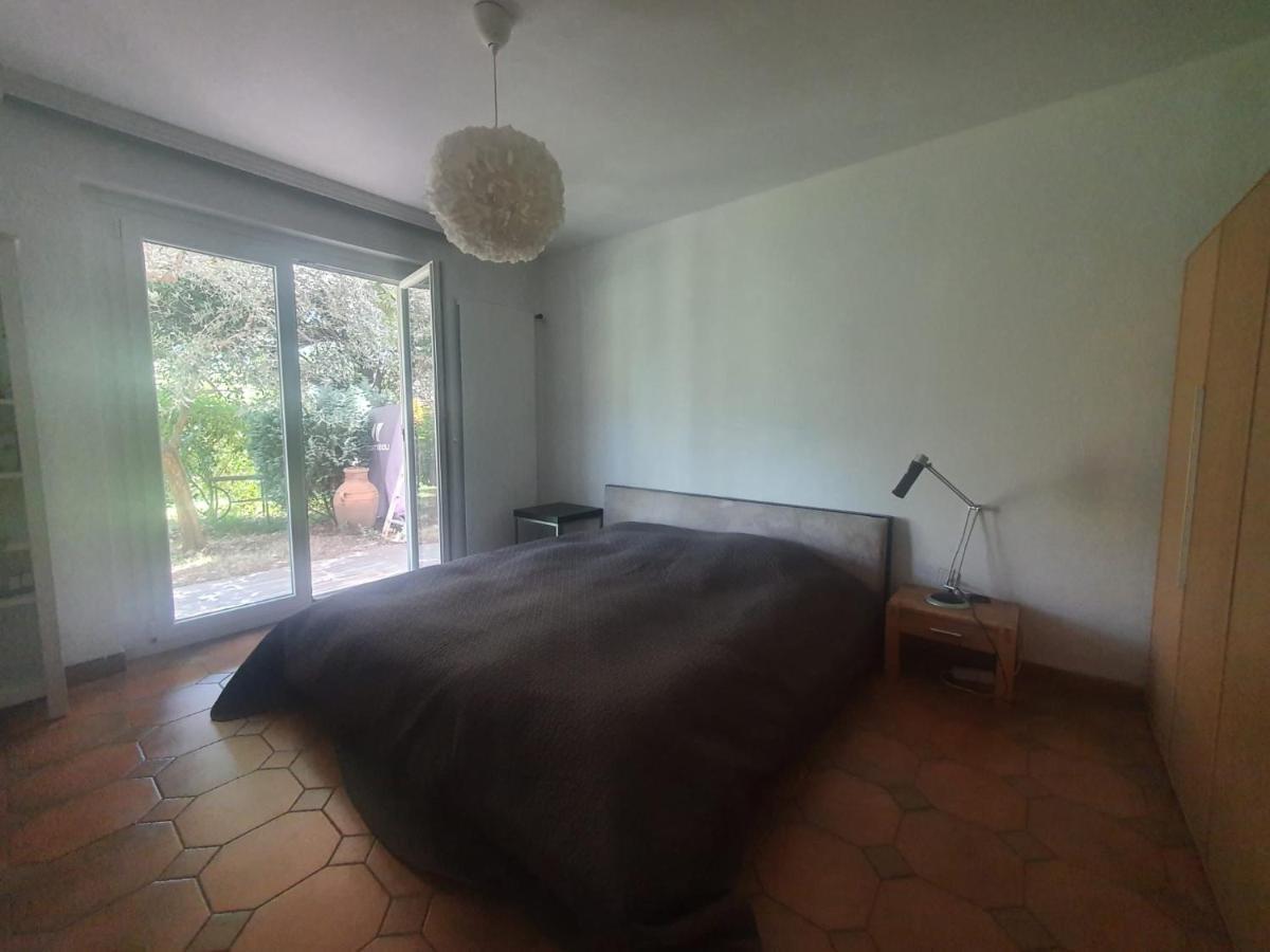 Golden Hill - Big Rooms With Kitchen And Garden Collina d'Oro Buitenkant foto